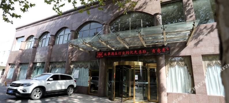 信阳建设路宾馆(小南门美食街店)图片