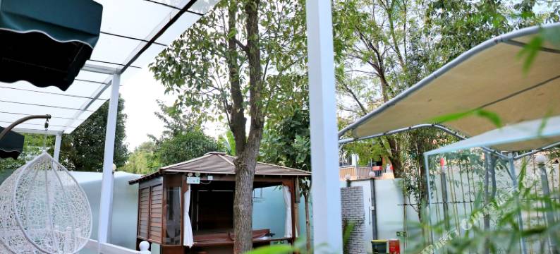 昆明吕合房车露营地图片