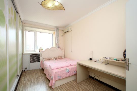 小海星公寓北戴河联峰路店