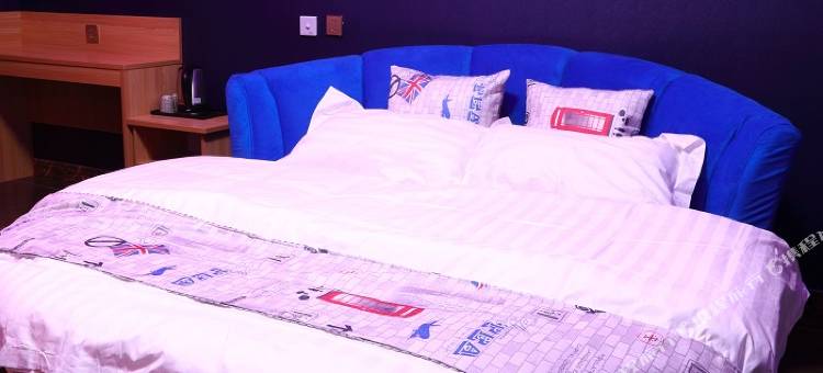 恰恰主题快捷宾馆(天津津塘公路店)图片