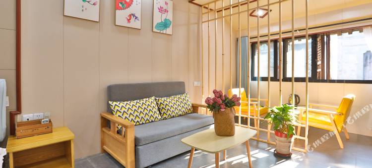 乌镇东栅河畔隐居图片