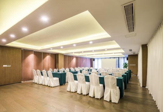 Chengdu Chanyi Jincheng Courtyard Hotel Hotel Overview