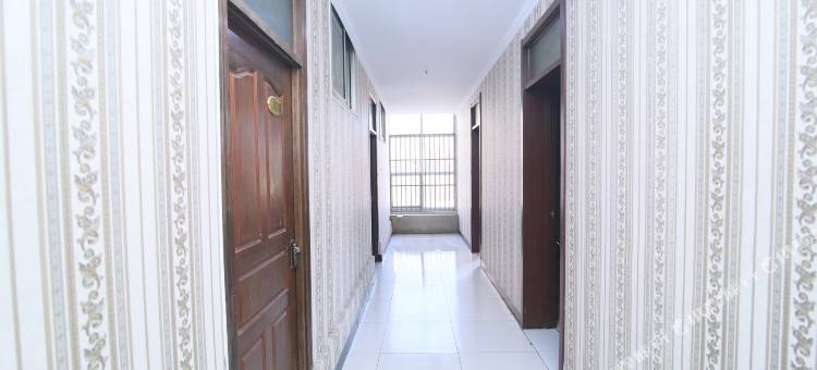 OYO洪都快捷酒店(滕州汽车总站嘉誉商贸城店)图片