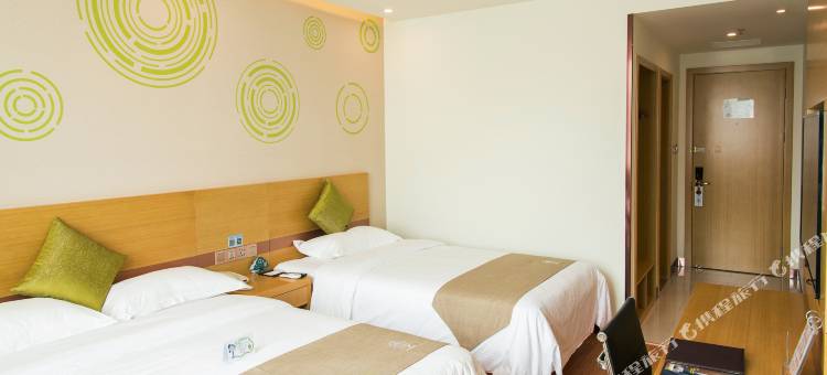 格林豪泰快捷酒店(靖江新建路德诚广场店)图片