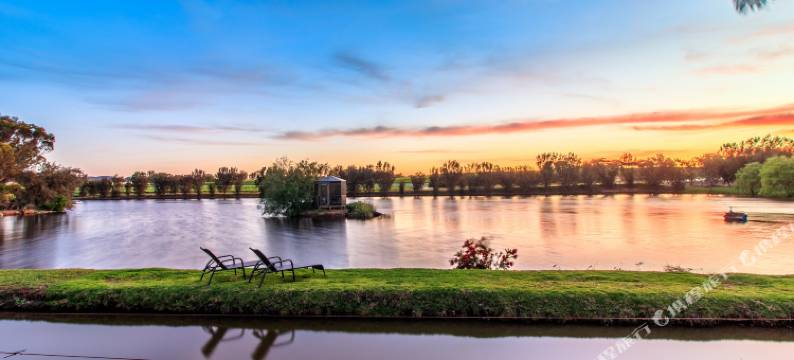 斯通韦尔葡萄园别墅(Stonewell Cottages & Vineyards)图片