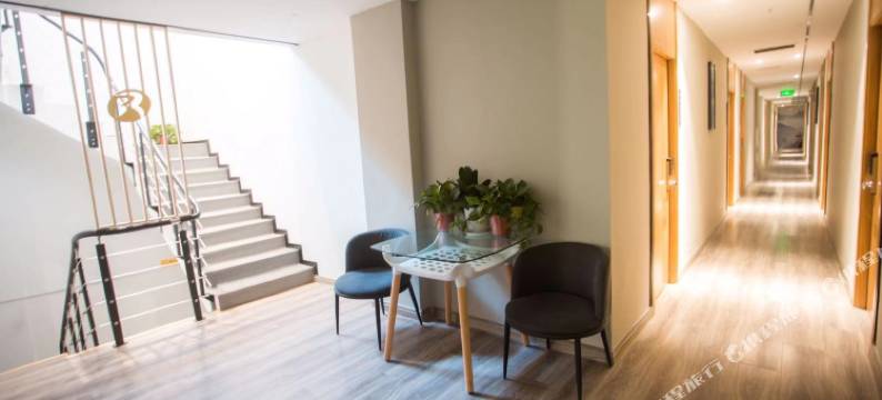 沃德阿拉丁酒店(大明湖路店)图片