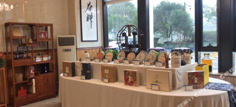 力雅广场酒店(桐庐富春江店)图片