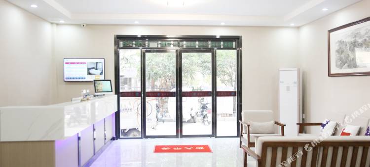 南昌三运宾馆(八一广场店)图片