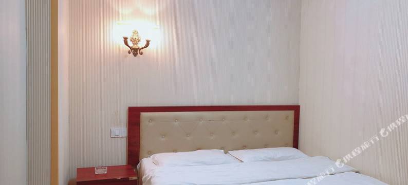 青岛BL电竞日租房图片