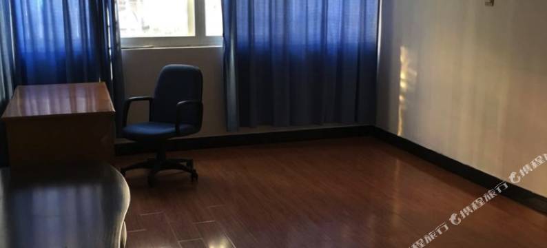 青年白领青旅(上海中佳路店)图片