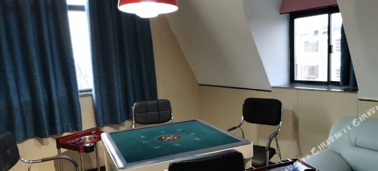 岳阳快乐启航艺术酒店图片