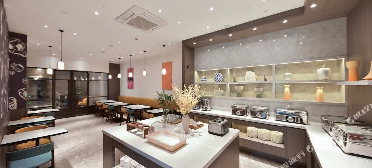 汉庭优佳酒店(上海虹桥火车站北翟路店)图片