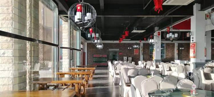 宜川瀑布知青文苑酒店图片