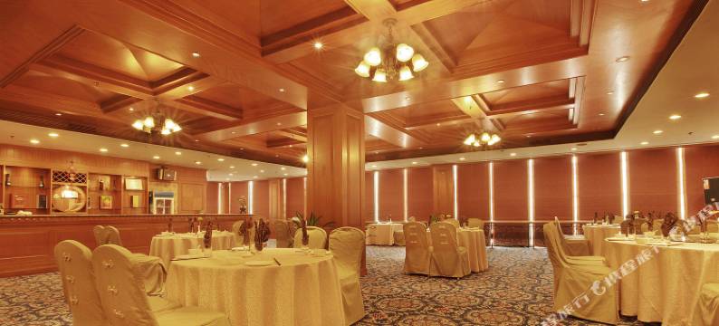 南京中山大厦图片