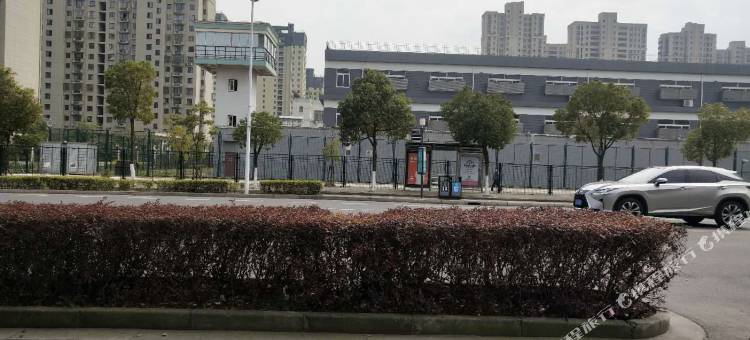 青季酒店MINI(上海周浦繁荣路地铁站店)图片