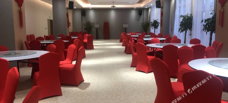 上海绿地康养居酒店图片
