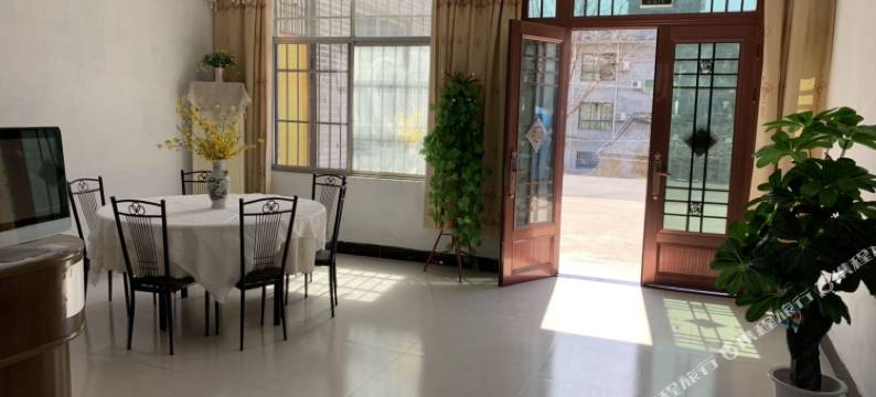 云台山春景民宿图片