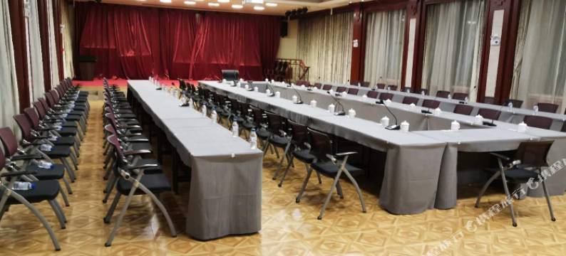 丽呈龙章M酒店(展望大厦会展中心店)图片