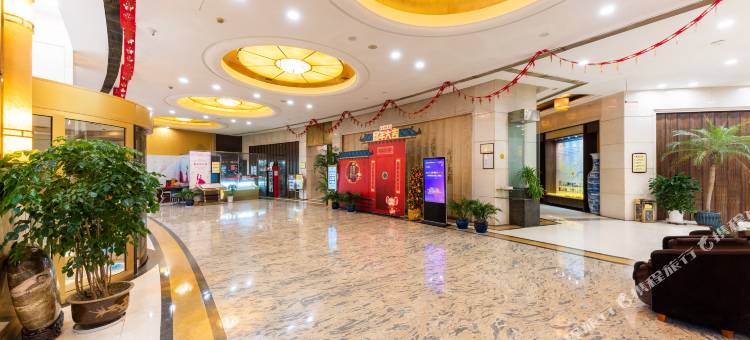 武汉华天大酒店(湖北大学徐东地铁站店)图片