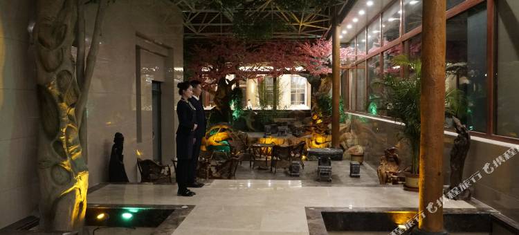 多伦龙栖湾大酒店图片