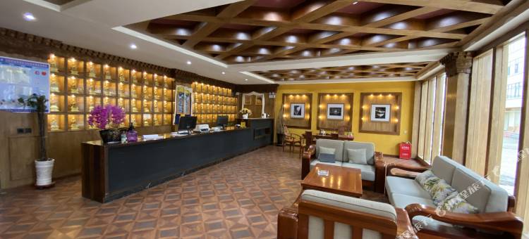 骏怡连锁酒店(玛曲县步行街店)图片