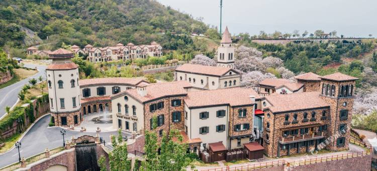 五云山云顶城堡酒店图片
