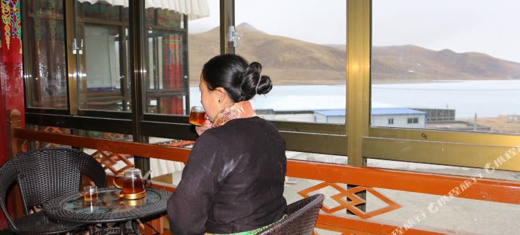 浪卡子羊湖部落家庭旅馆图片