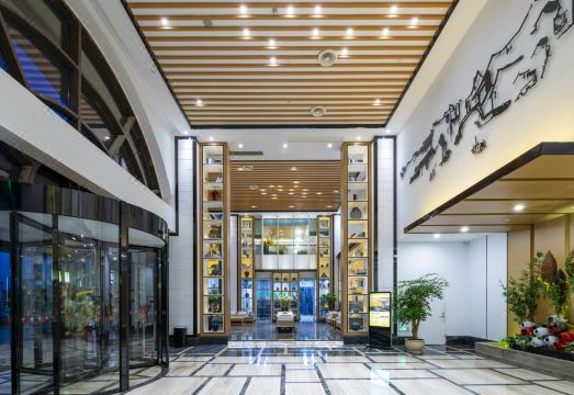Days Inn by Wyndham Shaoxing Yuecheng, Lu Xun Native Place Hotel Overview