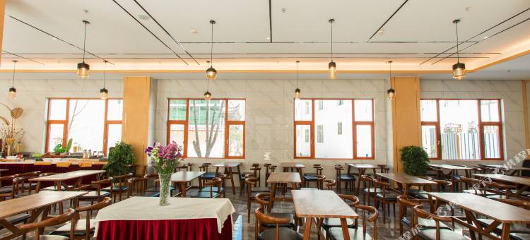 格林东方酒店(香格里拉独客宗古城店)图片