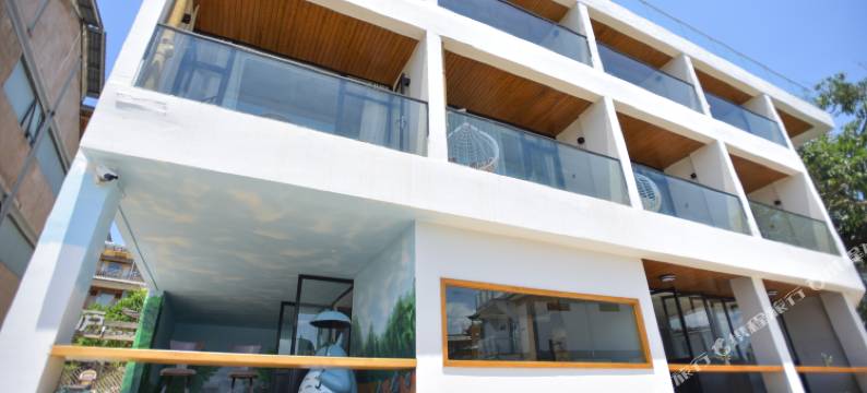 理昂·落云海景民宿图片