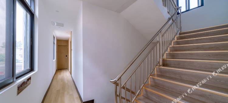 8号客栈(钦州三娘湾店)图片