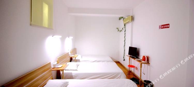 易佰连锁旅店(青岛栈桥店)图片