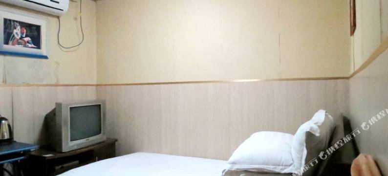 南京金骄宾馆(东南大学成贤学院泰山新村地铁站店)图片