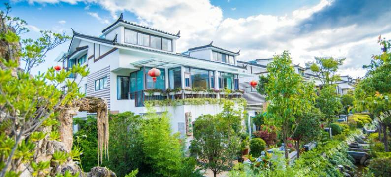 丽江沐雲雪居别墅庭院图片