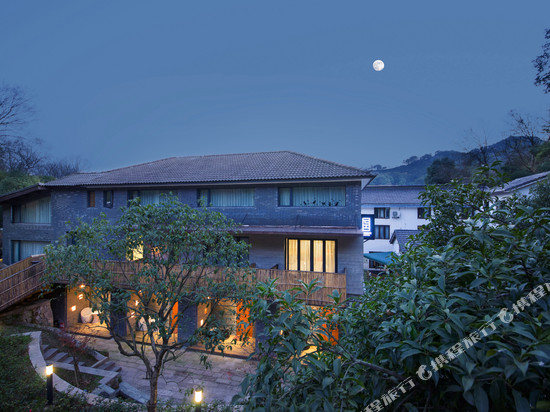 杭州一色山墅(西湖风景区店)