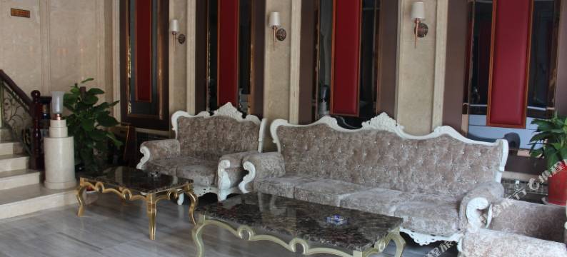 黄冈鹿鸣春国宇假日酒店图片