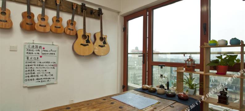 济南行走青年公寓图片