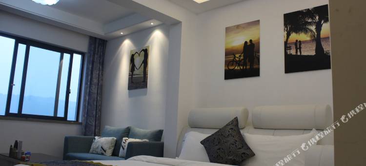 重庆江畔e家酒店公寓图片