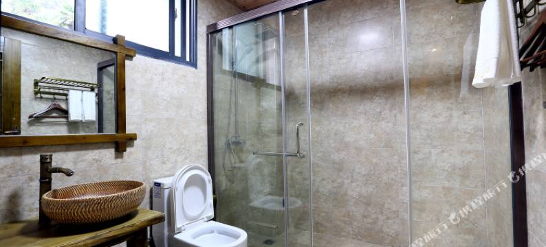 张家界山外山客栈(武陵源森林公园东门店)图片