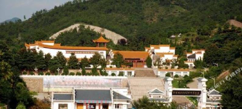 新县华逸宾馆图片