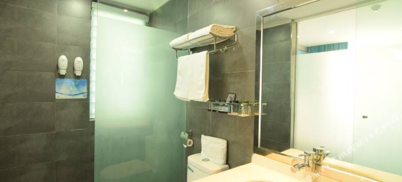 澜悦轻奢酒店(洛阳新区龙门高铁站店)图片