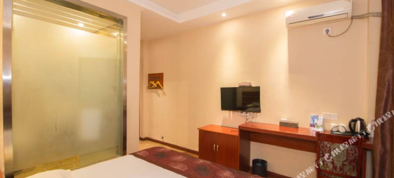 阆中老牌坊酒店图片