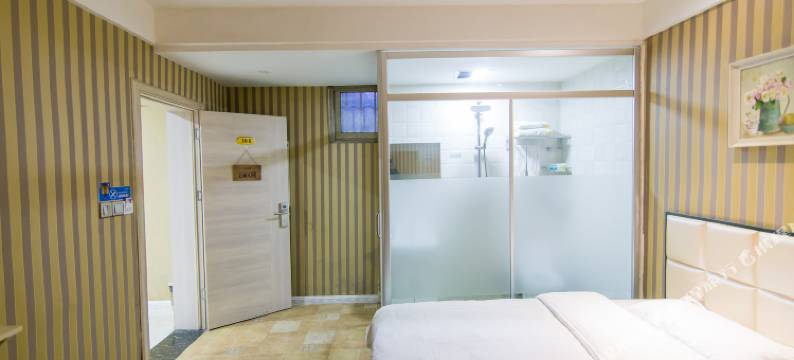 凤凰精品客栈(南阳汽配城店)图片