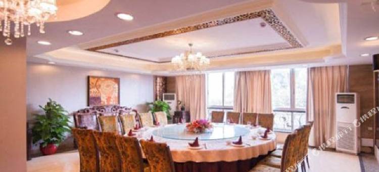 江门联发酒店(棠下客运站店)图片