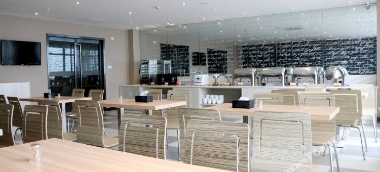 雅斯特酒店(咸宁温泉财富广场店)图片