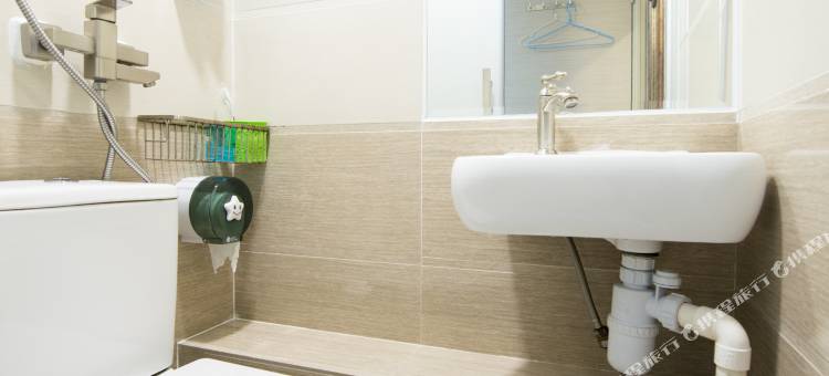 香港枫叶旅馆(尖沙咀地铁站店近C2口)图片