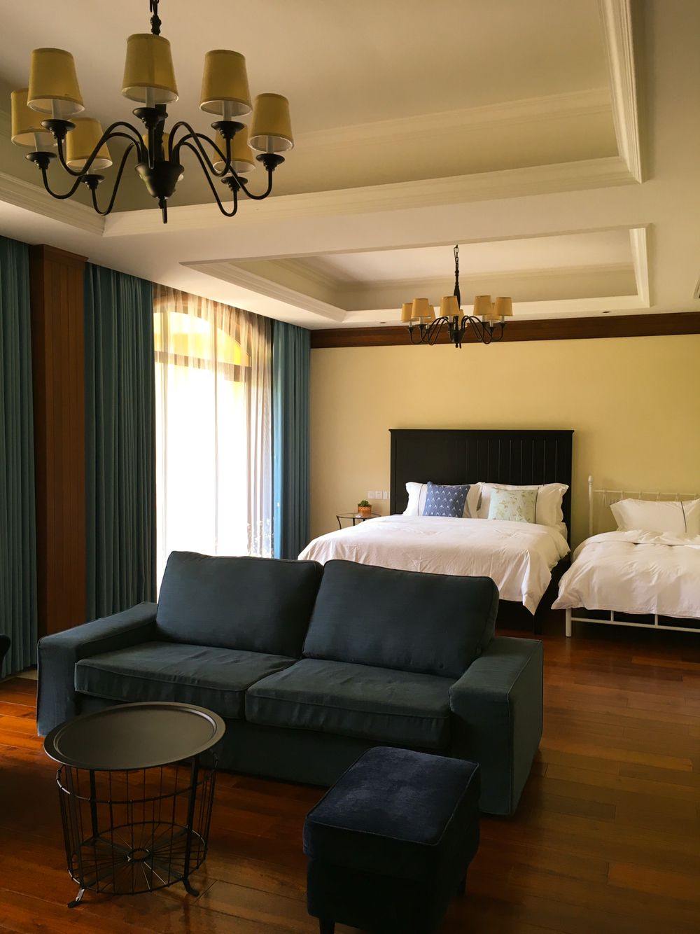 Sangzhu Yishu Hostel Over view