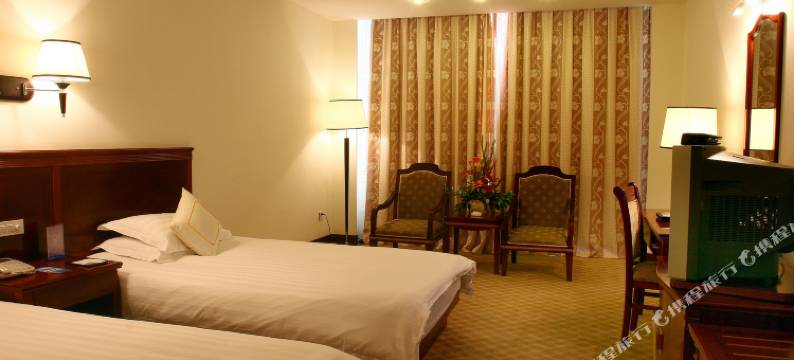 舟山六横岛东鸿大酒店图片