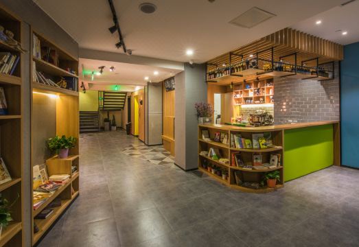 Atour Light Hotel, Jinli Wuhouci Metro Station, Chengdu Hotel Overview