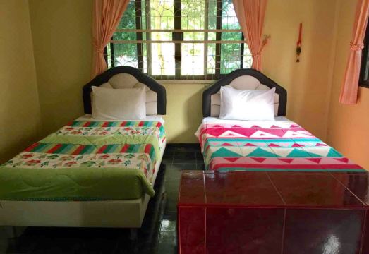 Aunrak ResortHotel Overview